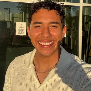 Meet your Posher, Nicolas